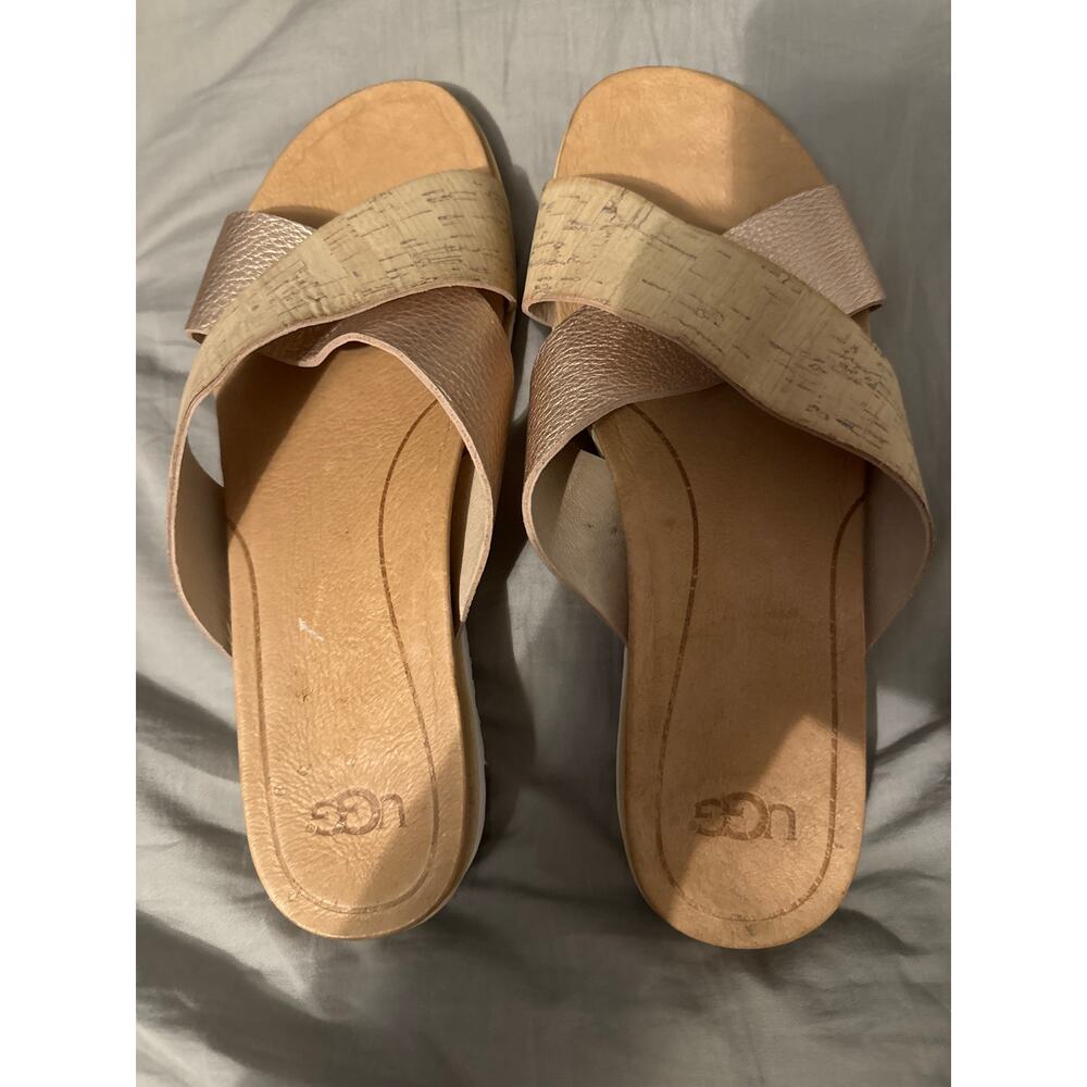 UGG Kari Cross Strap Sandals Womens 10 Slip On Shoes‎ Beige Metallic Tan